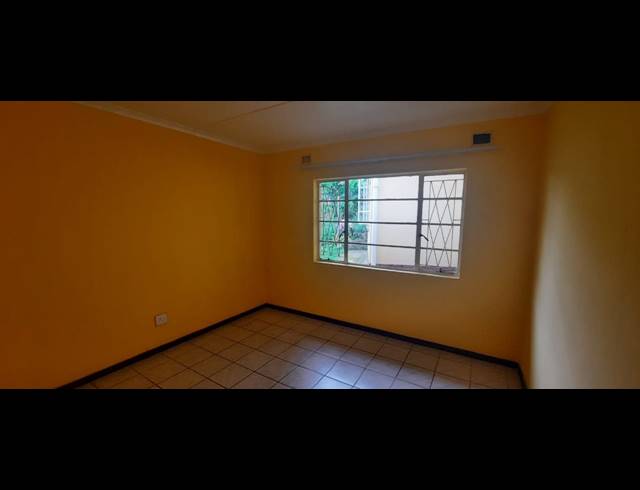 3 BEDROOM HOUSE FOR SALE IN RAISETHORPE